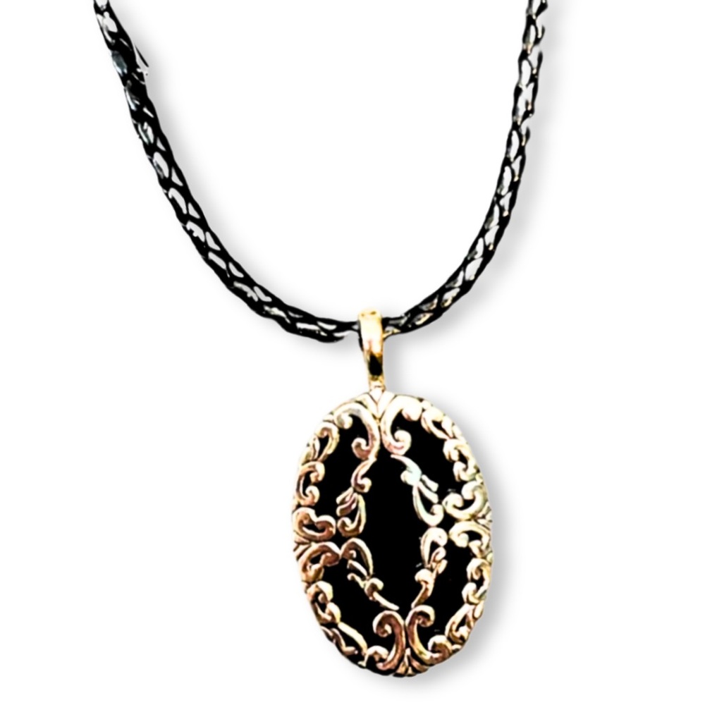 Vintage Silver Tone & Black Pendant Cord Necklace Intricately Designed Pendant